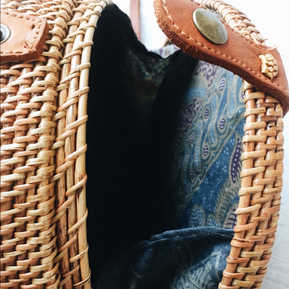 🌴Rattan Circle Bag🌴 - Picture 4 of 7